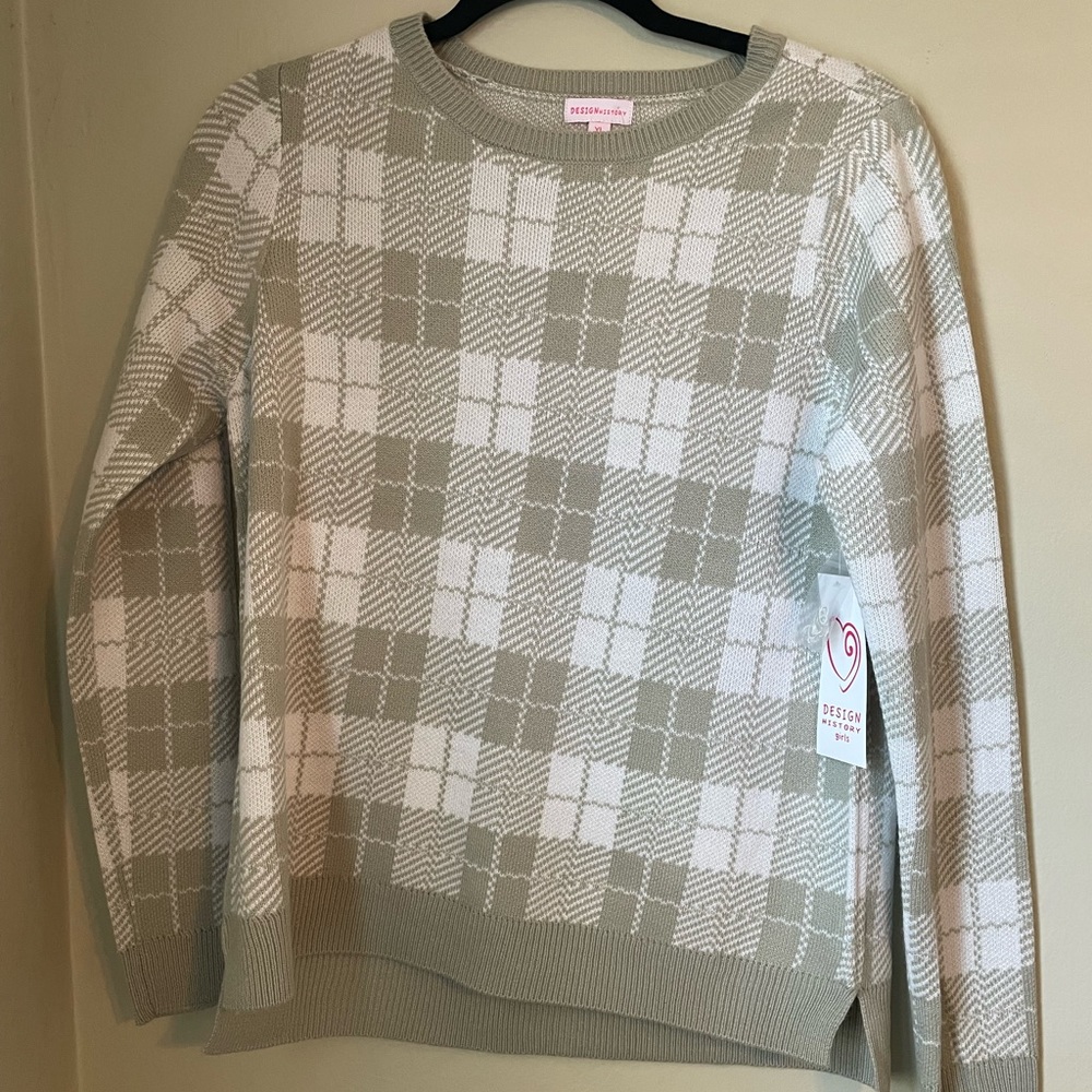 Design History girls XL sweater, sage green and cream pattern